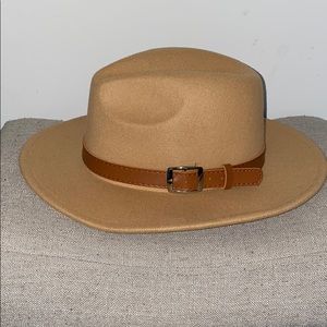 Unisex Tan Fedora. NEW! NO TAGS!